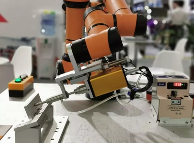 遨博輕型協作機器人 智能化研發引領工業新篇章